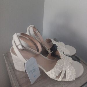 Time And Tru Block Heel Pearl Sandals Wmns Sz 11